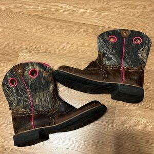 Ariat youth girls 3.5 rodeo cowboy western boots camo shoes pull on